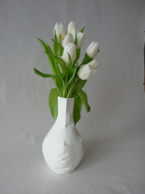 Vase en porcelaine de Limoges Baudruche
