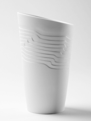 Vase en porcelaine de Limoges Sahara